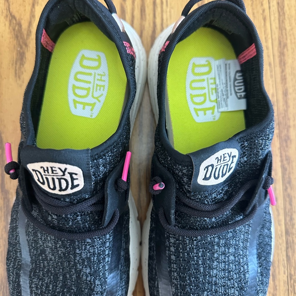 Hey Dude Women’s Black and Pink Sneakers 7W/UK 5 - Picture 6 of 7
